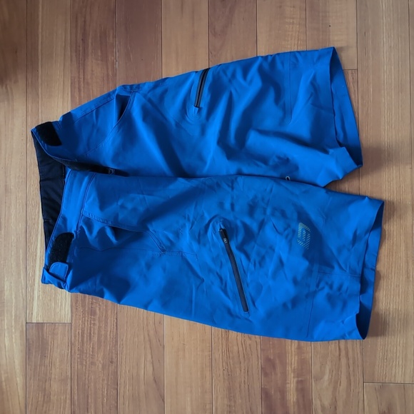 EUC Bellwether mountain bike baggy shorts men's size 34 (L) - Picture 3 of 4